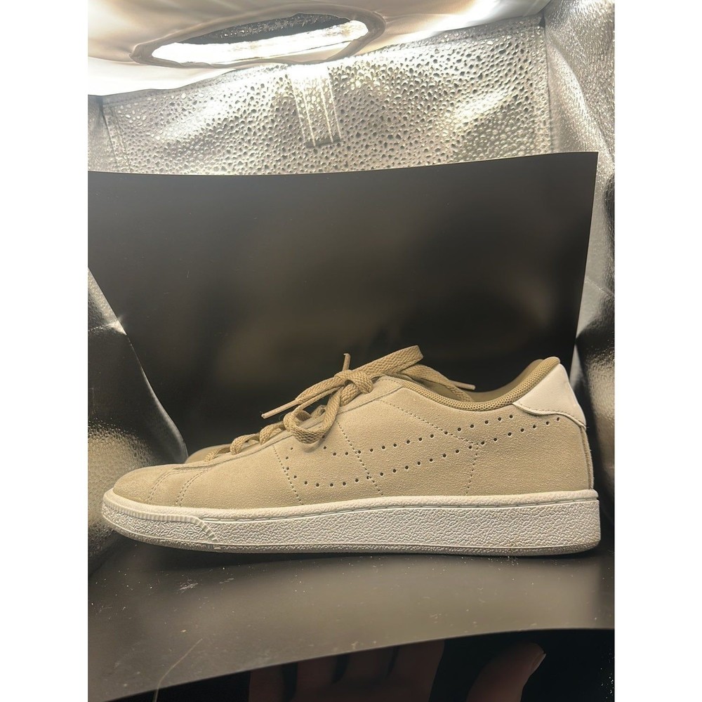 Suede Nike Tennis Shoes